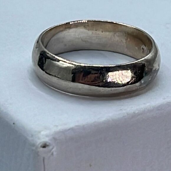 Sterling silver hammered band size 7 - Picture 2 of 7